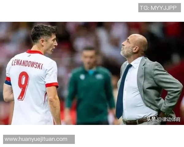 莱万重返老东家引发拜仁球迷强烈不满愤怒指责其忘恩负义