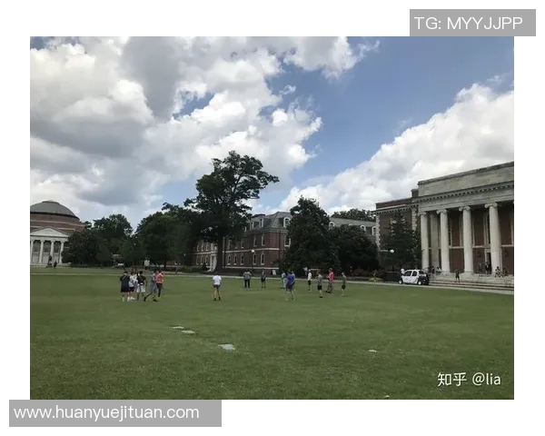 杜克大学与北卡罗来纳大学的经典对决回顾与分析