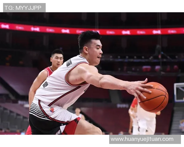 李慕豪：从年轻球员到篮球明星的成长之路与未来展望