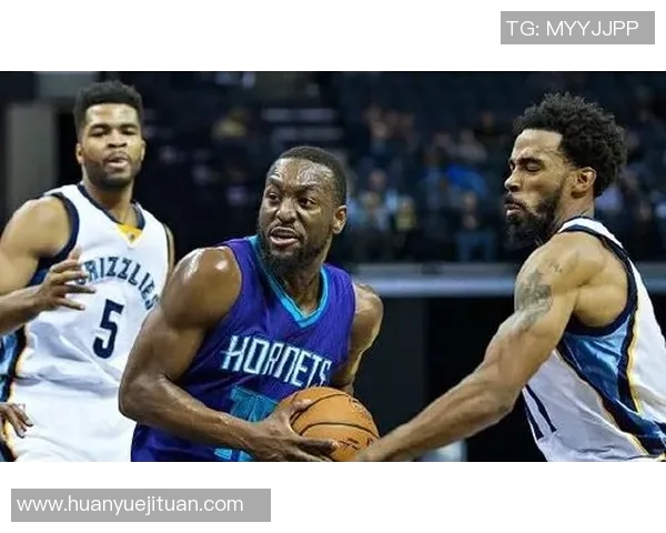 黄蜂与灰熊精彩对决完整视频回顾及赛后分析分享